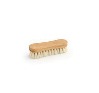 LEGENDS™ PEANUT-SHAPED FACE BRUSH HARDWOOD GOAT HAIR WHITE