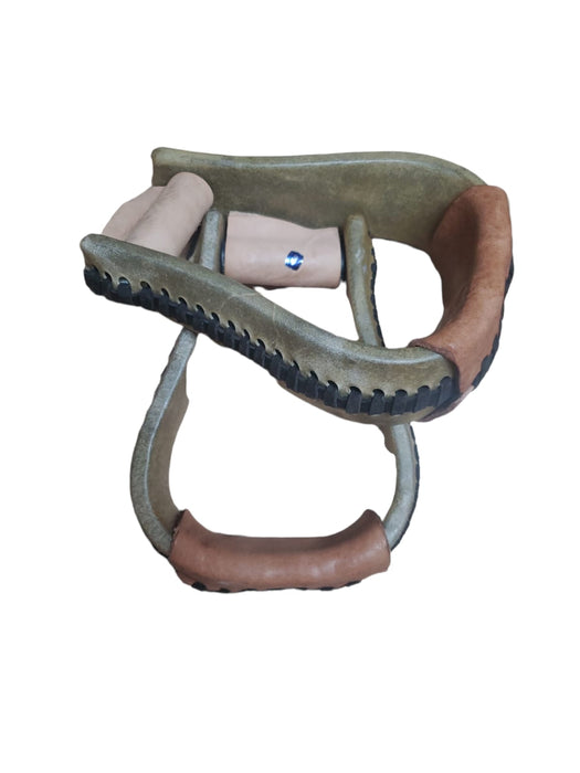 BELL BOTTON STIRRUPS