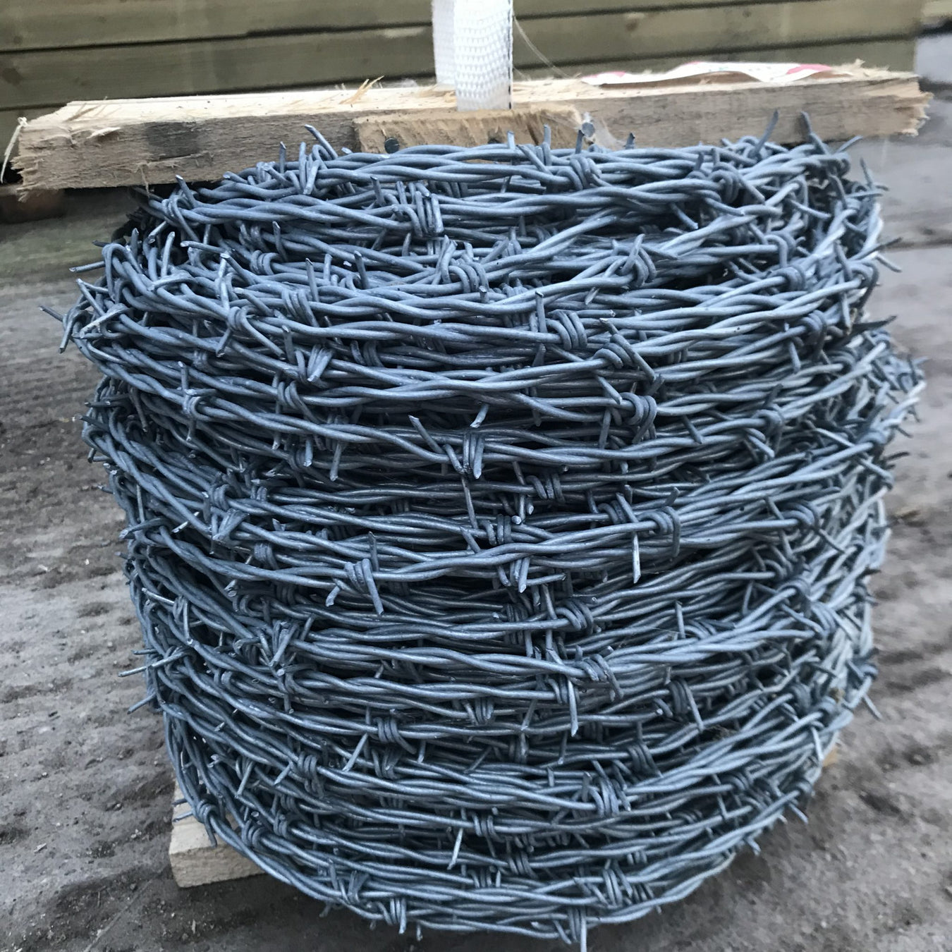 CATTLE: FENCING & ACCESSORIES