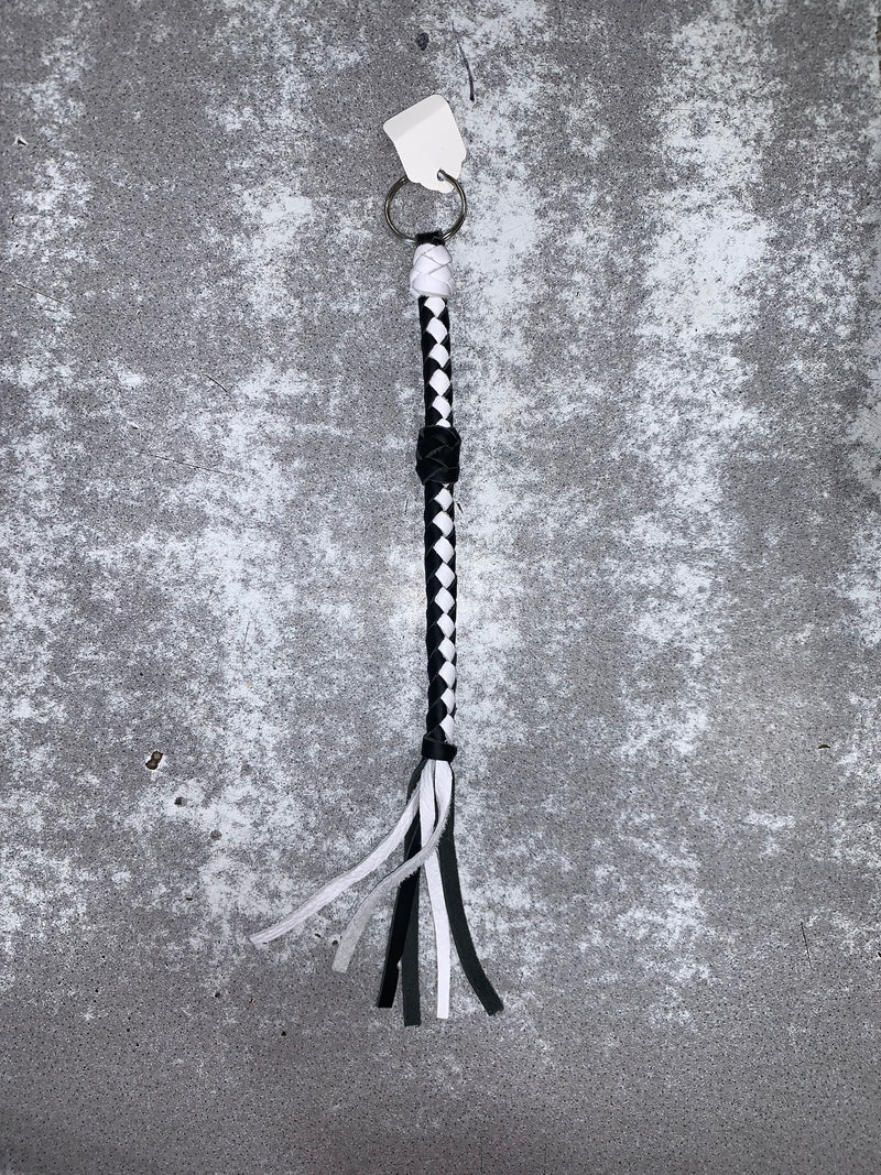 Keychain / Llavero - Crop leather - Cuarta