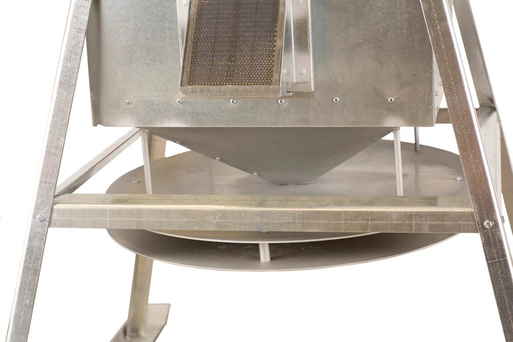 CORN FEEDERS 600 LB. LOW & THROW CORN FEEDER