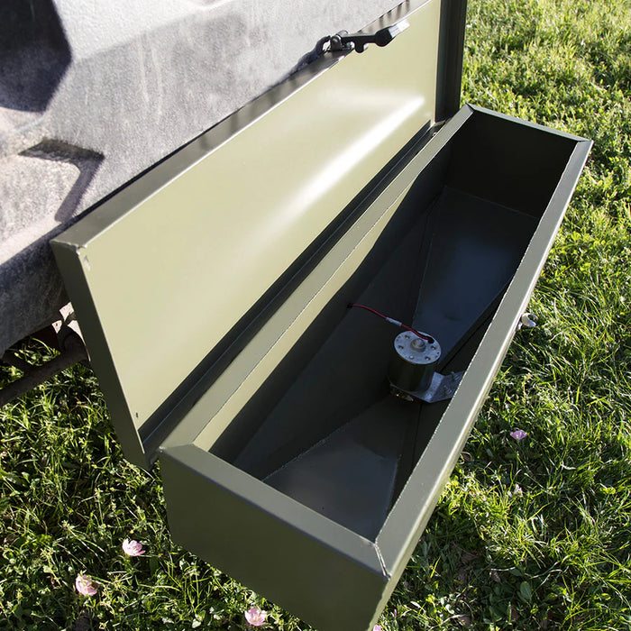 LAMCO LOW PROFILE ROAD FEEDER - 100LB