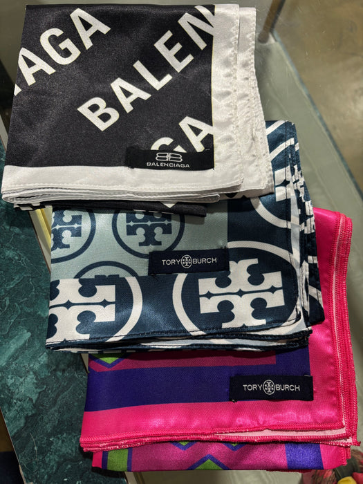 Bandas inspiradas en Troy Burch