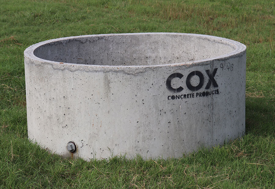 COX 210 GALLON CONCRETE WATER TROUGH ROUND