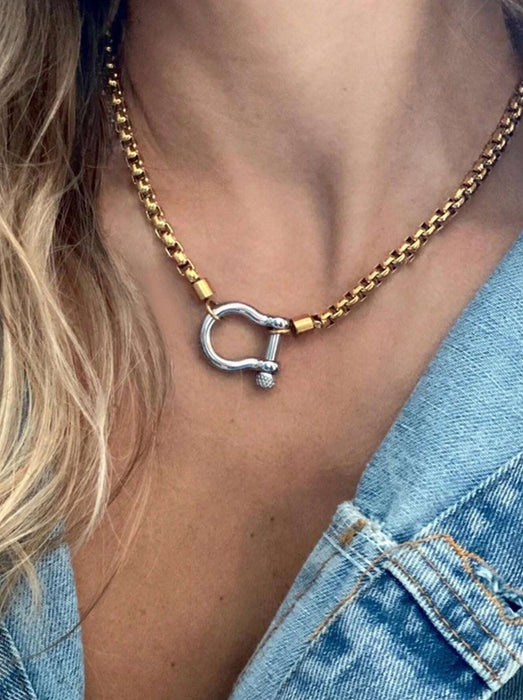 18K Gold Plated Stainless Steel Horseshoe Clasp Necklace