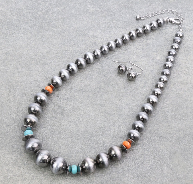 Navajo Style Pearl Necklace Set