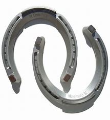 4 FRONT QUARTER HORSE RACING PLATES  / HERRADURAS DELANTERAS 4